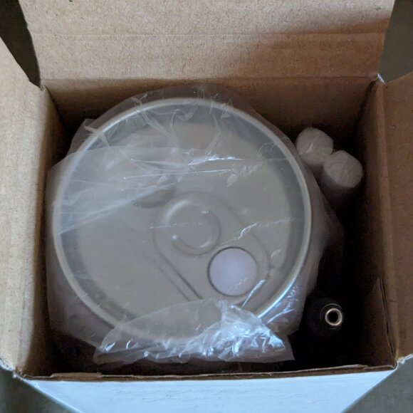 NIB Portable Facial or Room Humidifier - Picture 2 of 3